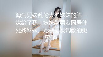 浴室边洗澡边干小母狗